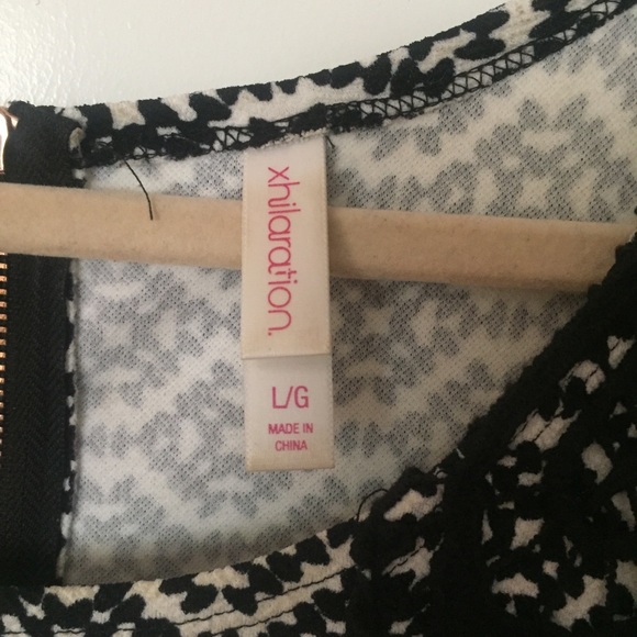 Xhilaration Knit Dress w Lace Detail, size L - Picture 2 of 4